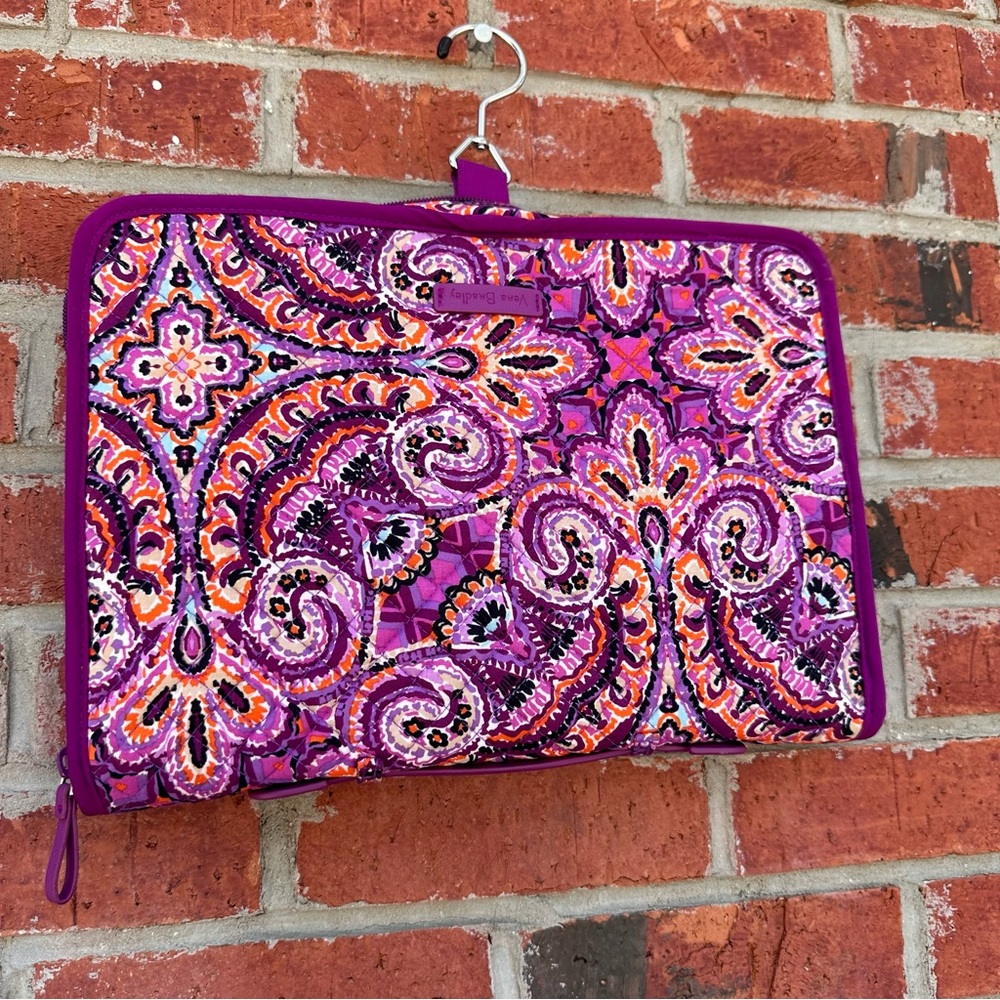 Vera Bradley Retired Pattern Hanging Cosmetic Travel Bag